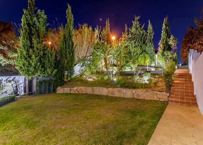 Luxury Villa With Sea Views - Heated Pool Benalmádena