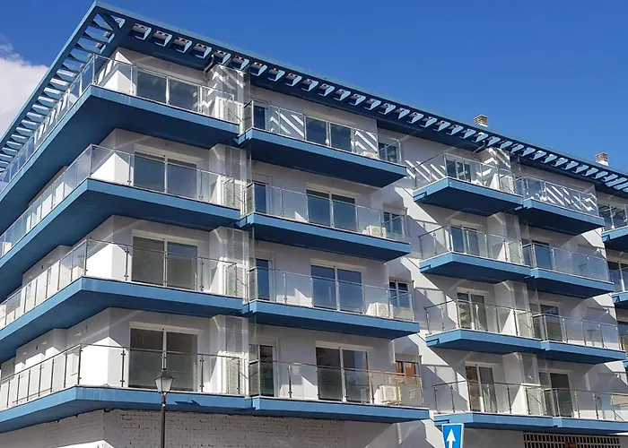 Sur Suites La Dorada, Centricos Soleados A Pocos Metros De La Playa Y Con Parking Opcional Fuengirola