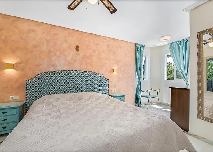 Townhouse At Los Naranjos Gc Marbella
