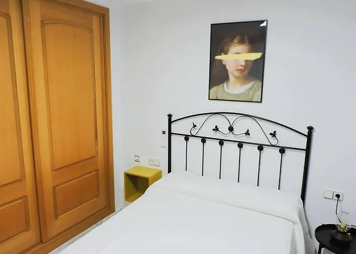 Cozy 2 Bedroom Apartment. Parking Included. Fuengirola
