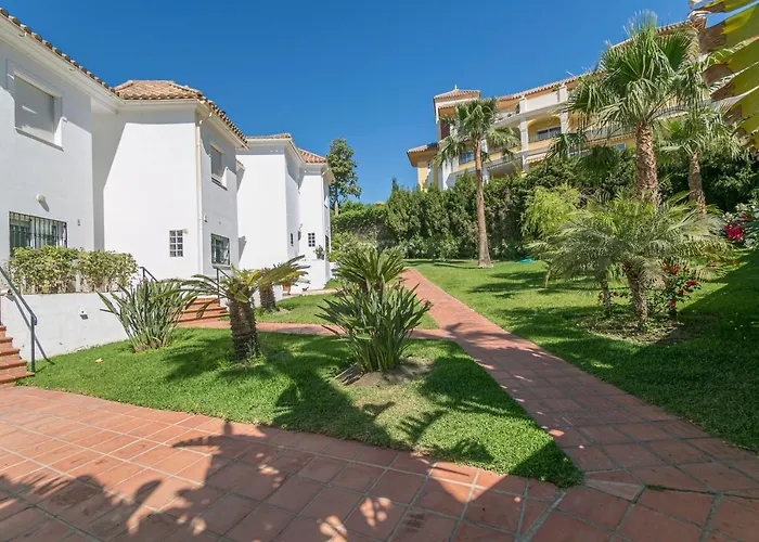 Cipreses House Nerja Villa