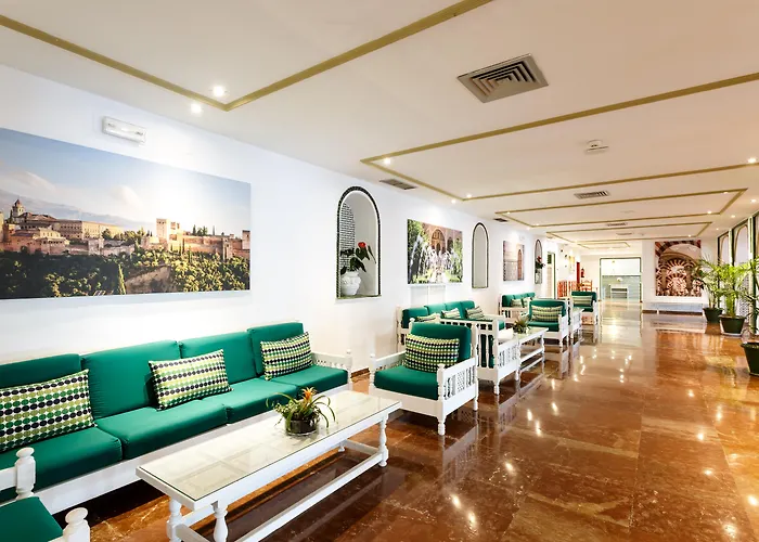 Hotel Globales Pueblo Andaluz San Pedro de Alcántara