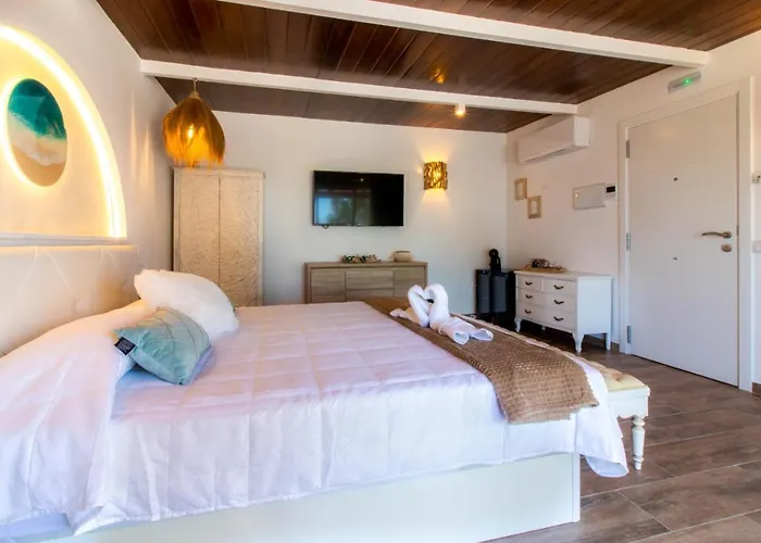 Room In Guest Room - Private Room With Beautiful Sea View Marbella