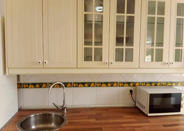 Boetiek Apartamento De 1 Dormitorio En Calle Vela Benalmádena
