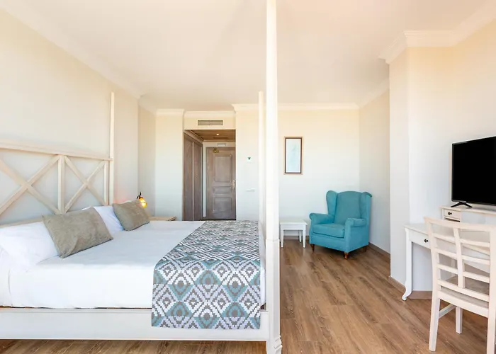 Globales Paraiso Beach Estepona - Hôtel 4 étoiles