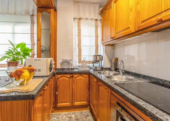 Stunning Home In Malaga With Wifi Málaga privato