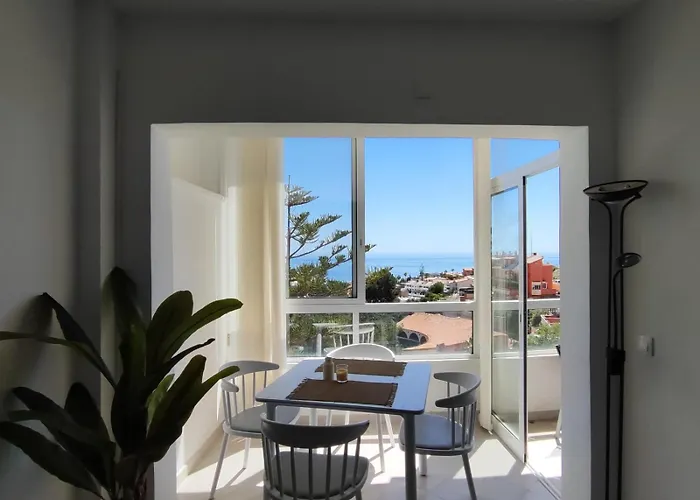 Boutique Alessandra 2 Sea View Apartment Fuengirola