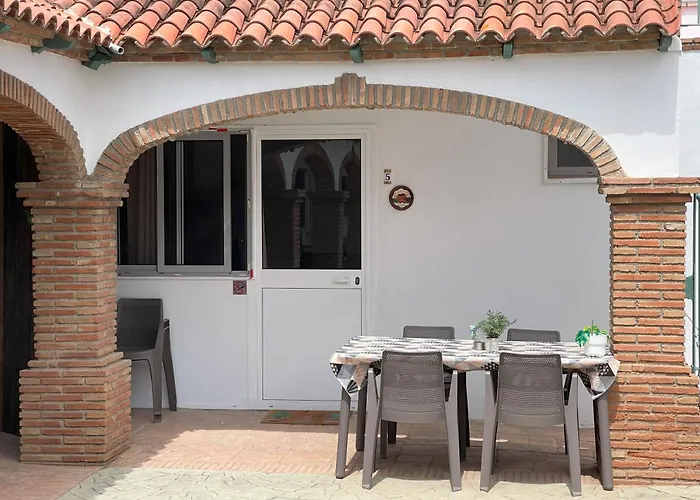 Bed and Breakfast La Casa De Familia Alhaurín el Grande