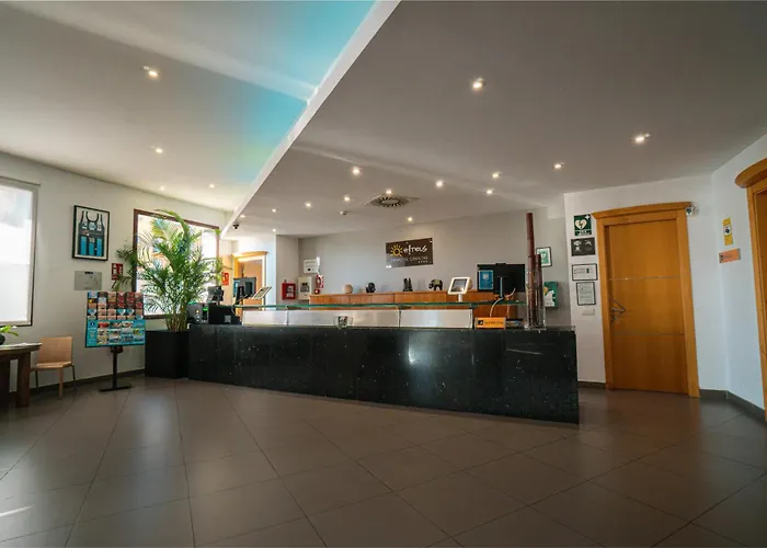 Hoteles en La Línea de la Concepción