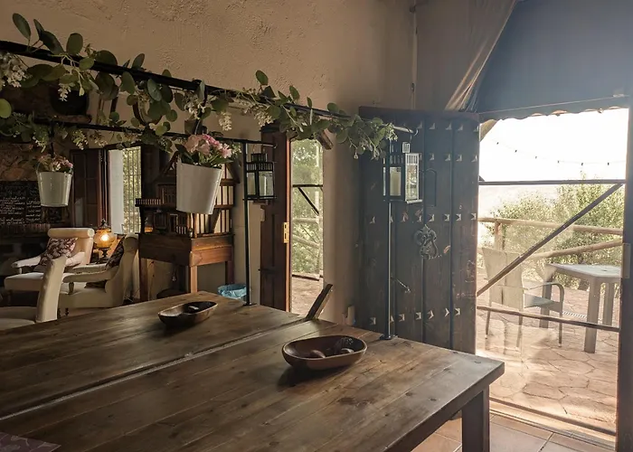 Casa Kisi Hotel, Rural Boutique Bed & Breakfast Colmenar