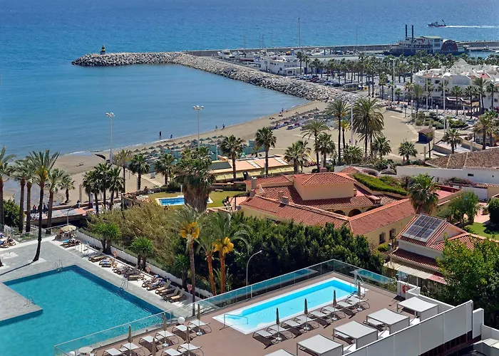 Hoteles cerca de Playa del Cochino