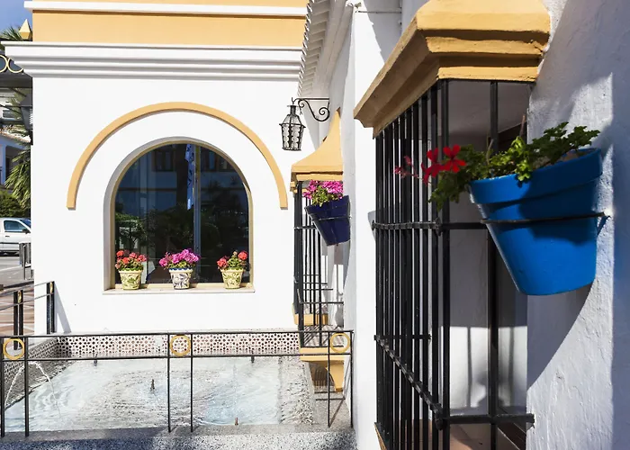 Hotel Globales Cortijo Blanco Marbella