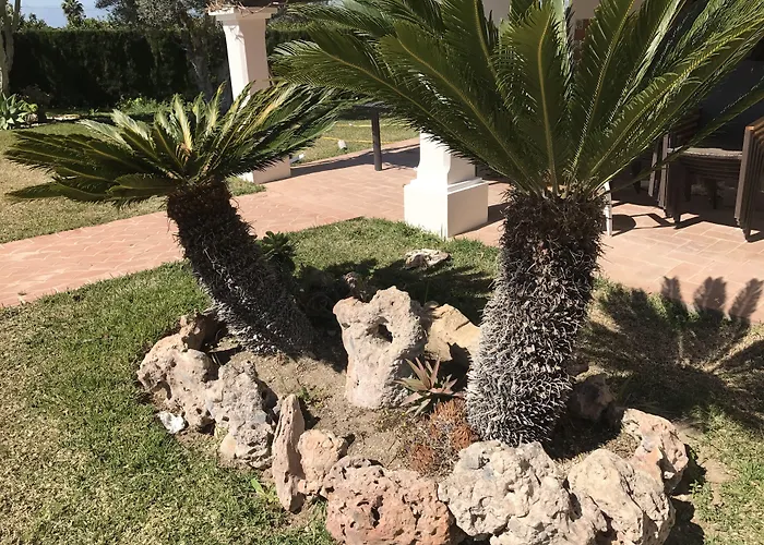 Hotel Cortijo Andaluz Alhaurín el Grande Con una Pista de Golf