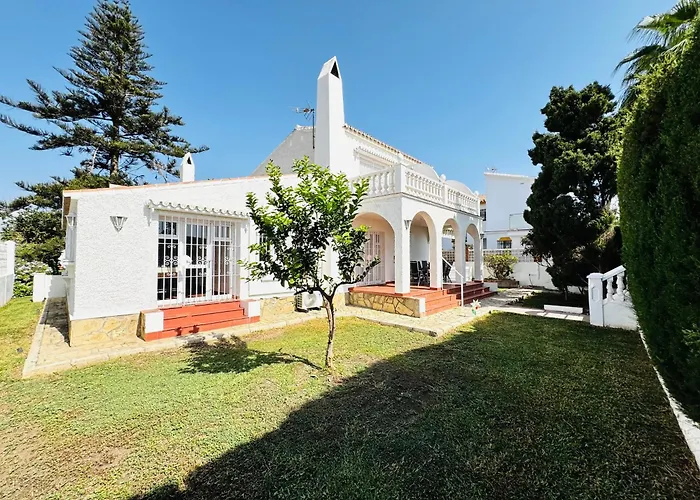 El Privado Caleta Beach House Villa Beatriz Sinese Design Torre Del Mar