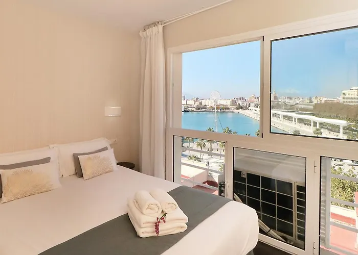 Apartamentos Malagueta Urban Beach Malaga