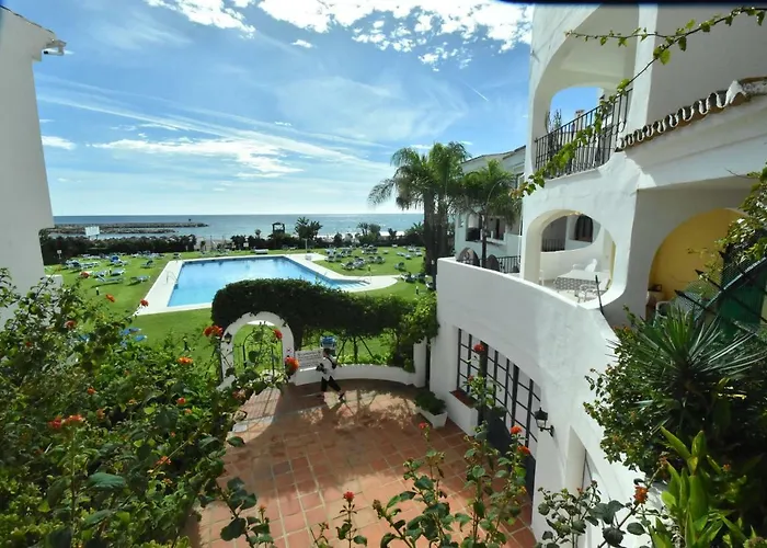 Cabopino Apartament, Marbella'S Beach