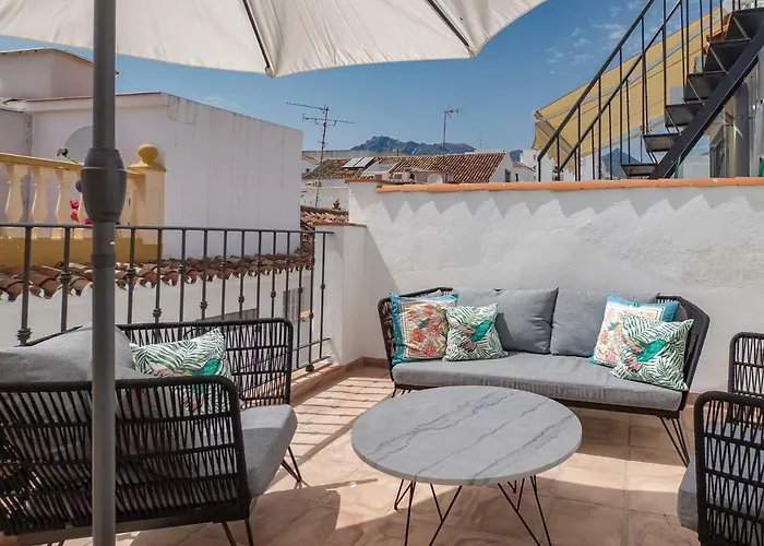 Marbella Old Town : Luxury Townhouse Vila