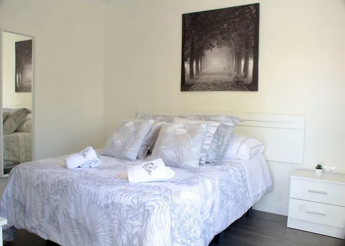 La Carihuela - Torremolinos Alquiler De Casa Vacacional Malaga
