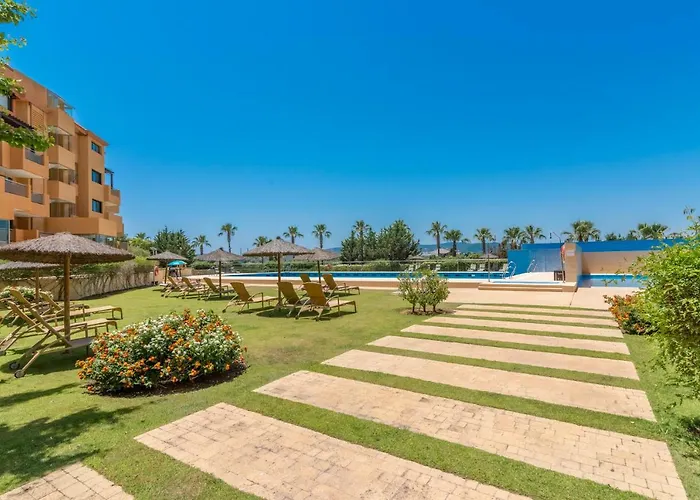 Sotogrande Marina 2 Bedroom Luxury Ground Floor Apt Torreguadiaro