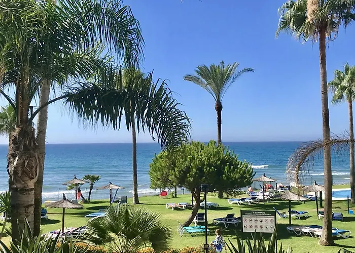 Mi Capricho 170 Beachfront Apartment Sitio de Calahonda