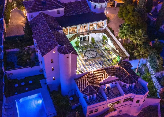 Driesterrenhotels in Málaga